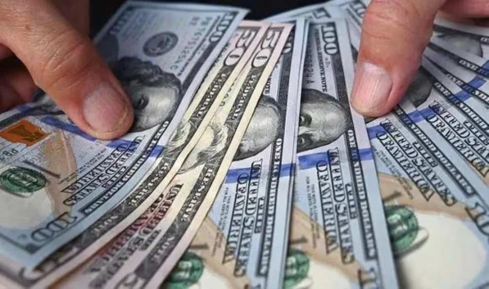 Dólar oficial y dólar blue: a cuánto cerró la cotización este viernes 1 de diciembre
