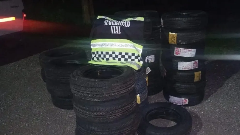 Incautaron un cargamento de neumáticos ilegales en una ruta salteña