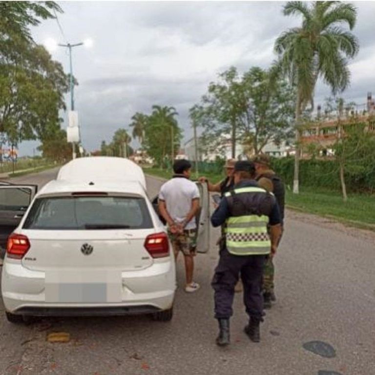 Detuvieron A Un Hombre Con Pedido De Captura Internacional Que Manejaba Un Auto Mellizo En 8762