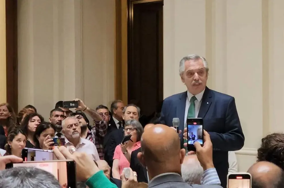 A días del cambio de mandato, Alberto Fernández se despidió de los empleados de la Casa Rosada