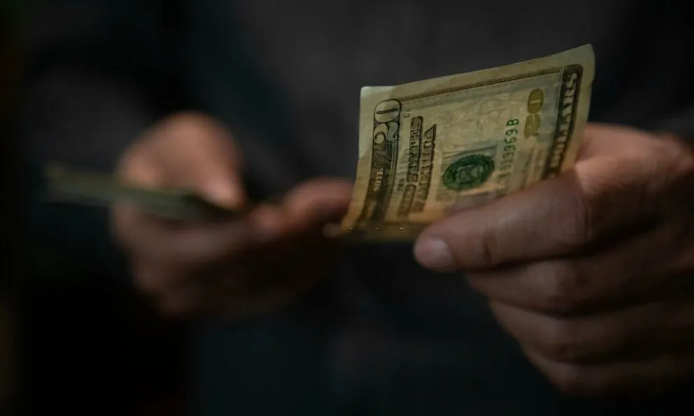 Dólar oficial y dólar blue: a cuánto abrió la cotización este jueves 7 de diciembre