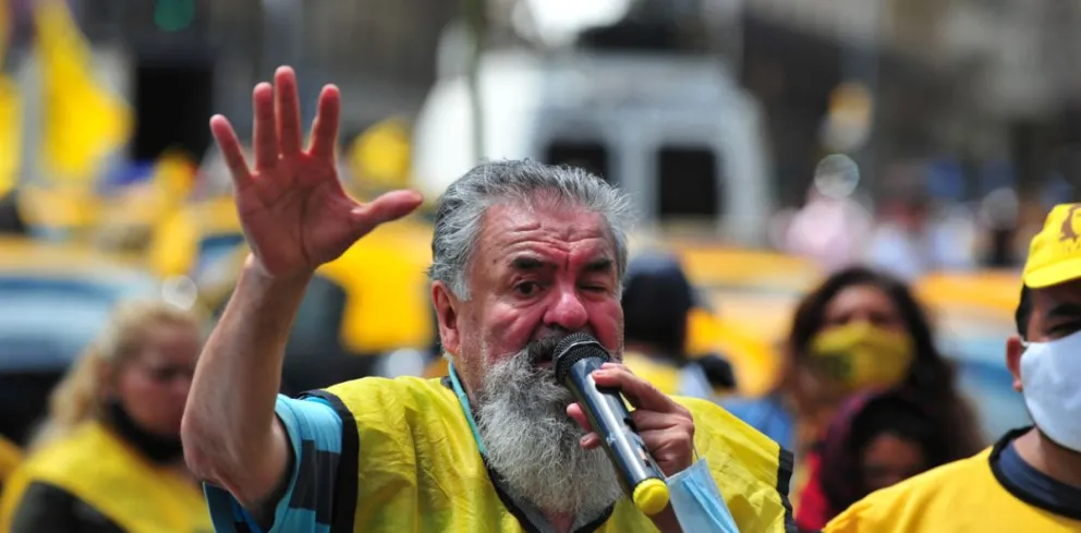 Tras las medidas de Luis Caputo, Raúl Castells advirtió posibles saqueos: "No nos arrinconen..."