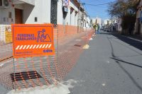 Comenzó la remoción de la ciclovía de calle Alvarado en la ciudad salteña