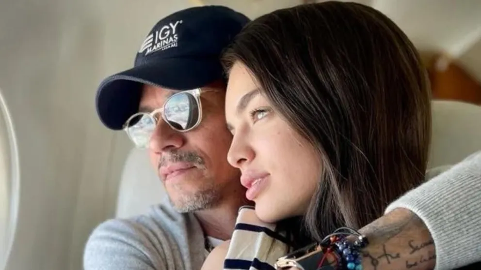 Esto es lo que hace Marc Anthony para verse joven al lado de su esposa
