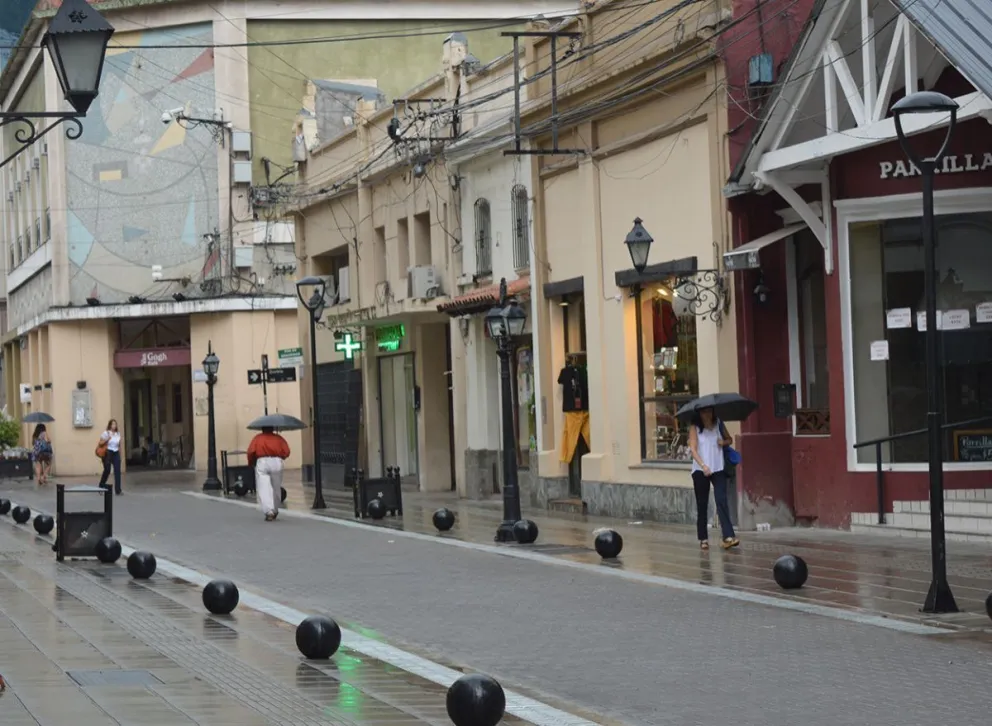 Tiempo en la ciudad de Salta: alerta por altas temperaturas y tormentas en este jueves 
