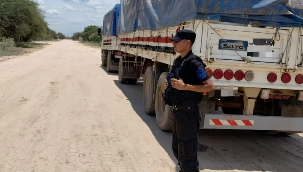 Accidente fatal en Santa Victoria Este: una niña murió tras ser embestida por un camión