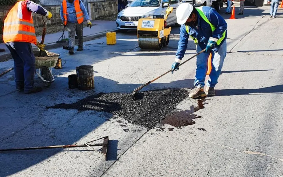 Desde mañana se realizarán tareas de bacheo en diversas calles de la ciudad