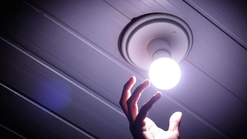 El Gobierno decretó la emergencia en el sector eléctrico y estableció la revisión tarifaria