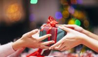 No gastes demasiado en navidad: te traemos la solución perfecta para dar regalos buenos y económicos