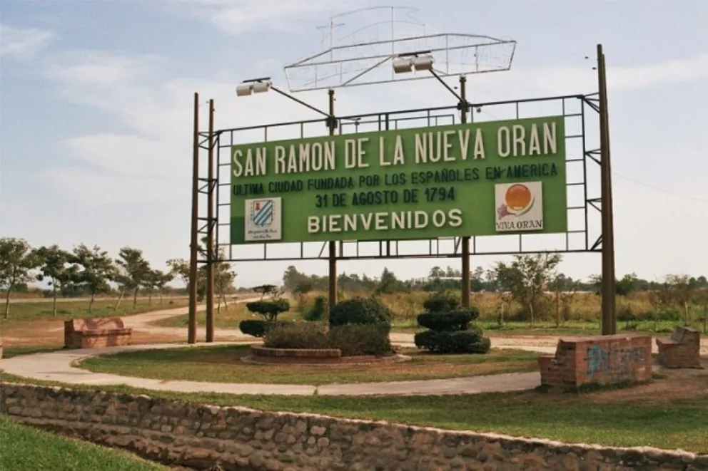  Posible femicidio en Orán: hallaron a una mujer muerta en un hotel    