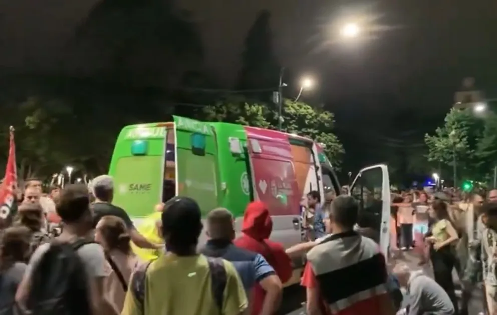 Un jubilado murió durante las protestas en contra del DNU de Javier Milei     