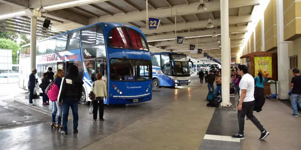 Conflicto en la Terminal de Colectivos de Salta: varias boleterías podrían ser desalojadas