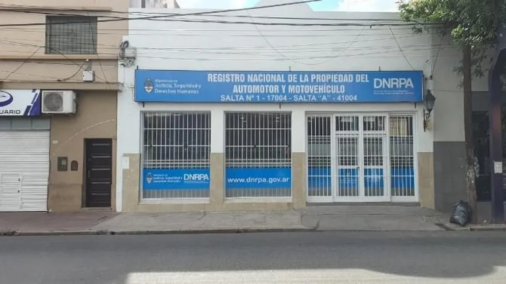 El DNU de Javier Milei afectará a más de 1.500 registros del automotor: cuál es la situación en Salta