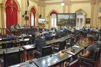 El Senado de Salta sancionó la prórroga del Presupuesto 2023 con fuertes críticas al Gobierno nacional