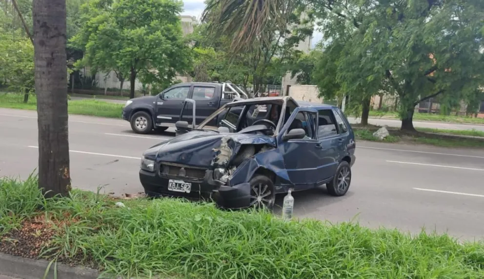 Conmoción en la zona sur de Salta: violento accidente en Avenida Paraguay