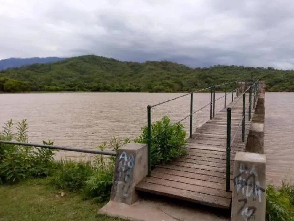 Tragedia en el Dique Puerta de Díaz: un turista murió ahogado durante las primeras horas del 2024