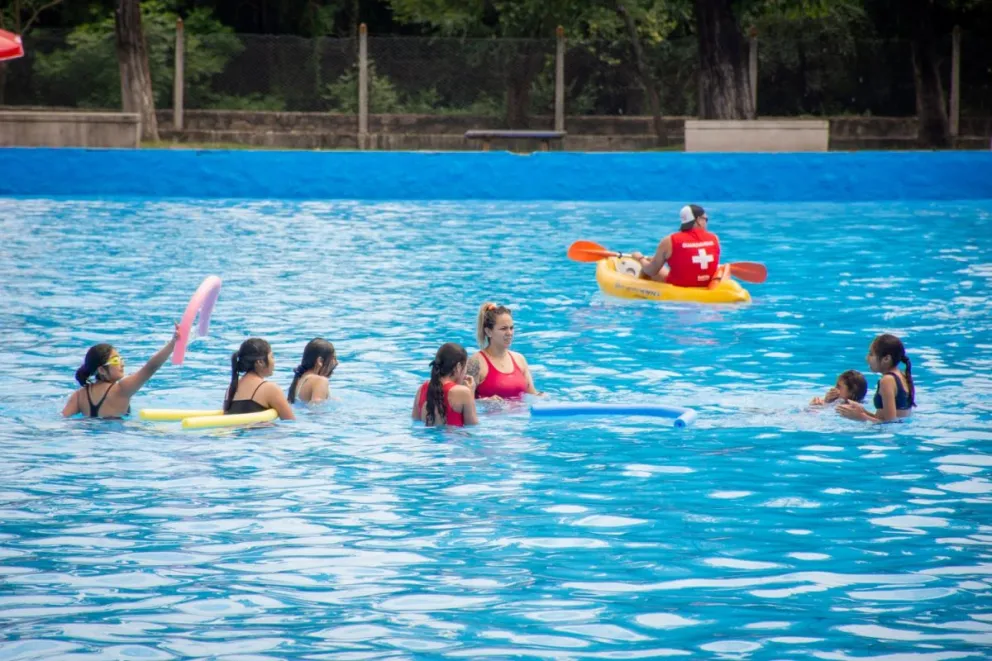 Para disfrutar del verano: este finde vuelve el balneario Carlos Xamena con entrada gratuita