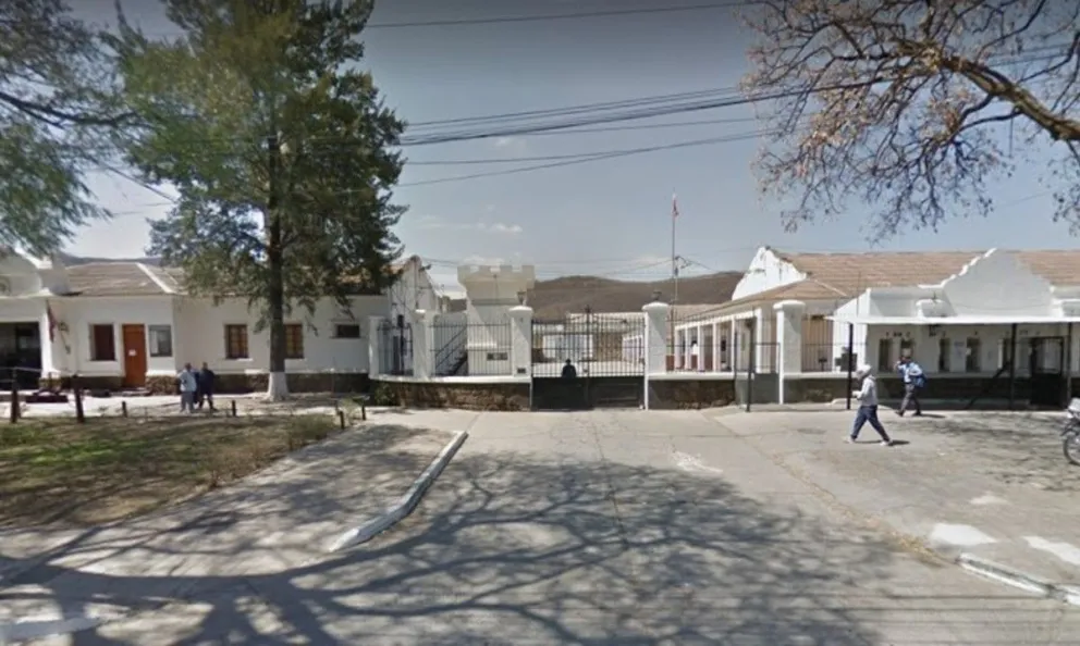 Alerta en la cárcel de Villa Las Rosas por numerosos casos de salmonella y reiteradas hospitalizaciones  