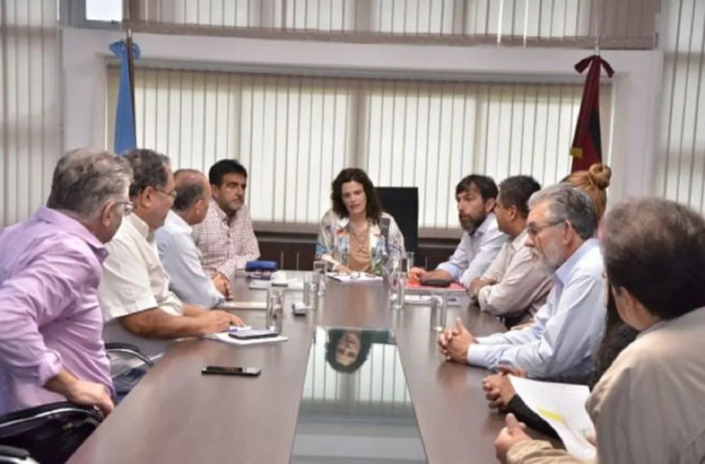 El Gobierno salteño llamó a los gremios a negociaciones paritarias docentes     