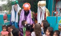 |VIDEO| A pura magia y alegría, los Reyes Magos visitaron a los niños de zona oeste