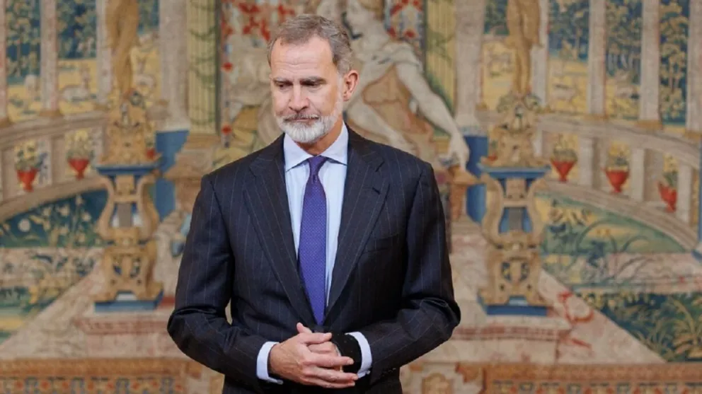 Tras los rumores de infidelidad, el rey Felipe tomó la decisión de marcharse 