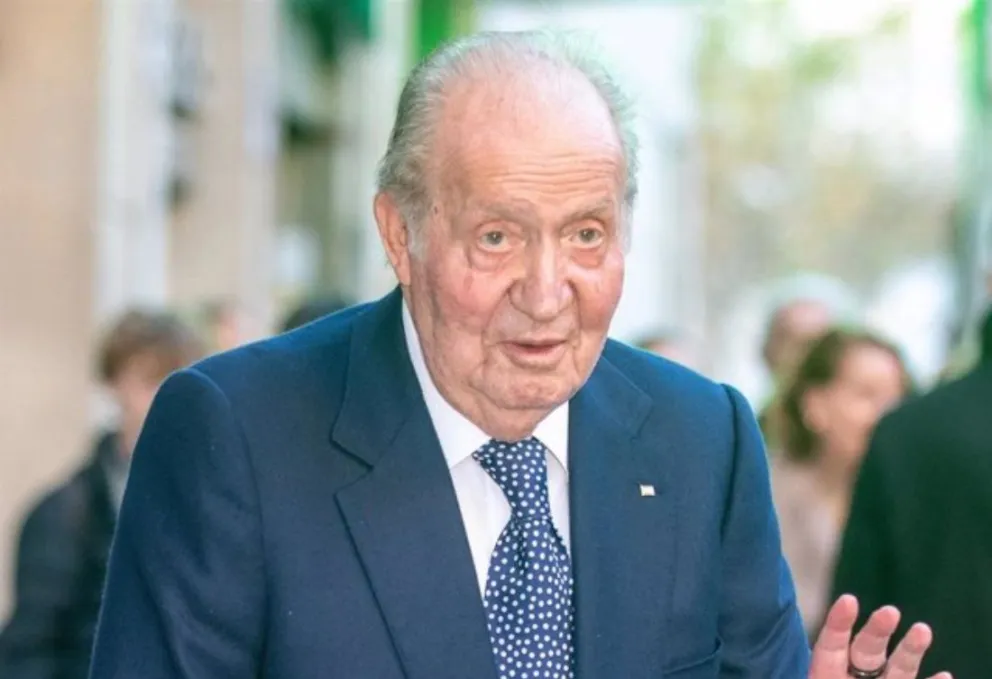 Así fue la impresionante fiesta del cumpleaños 86 de Juan Carlos I: vino, buen jamón y un baile muy inesperado