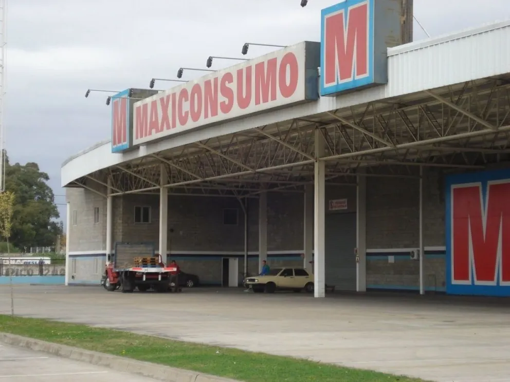  Conmoción en Maxiconsumo de zona sur: una mujer murió dentro del supermercado