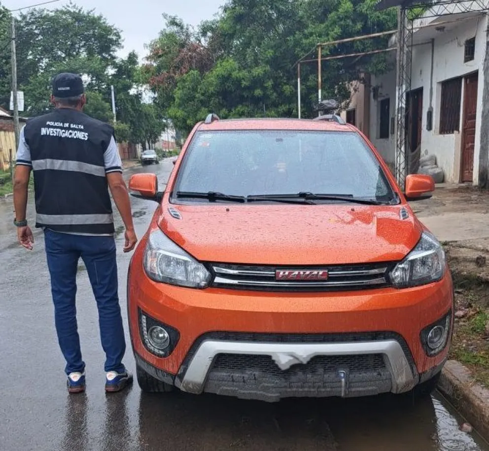 Robaron un auto en Tucumán y fue recuperado en Orán