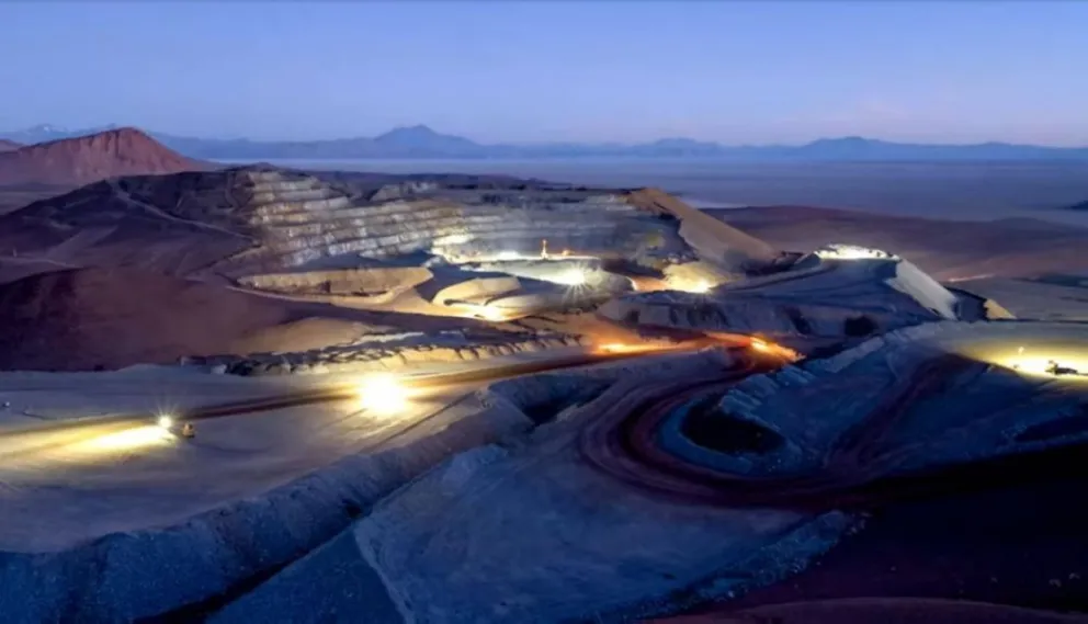 Mina Lindero da un paso hacia la sostenibilidad con la integración de energía solar