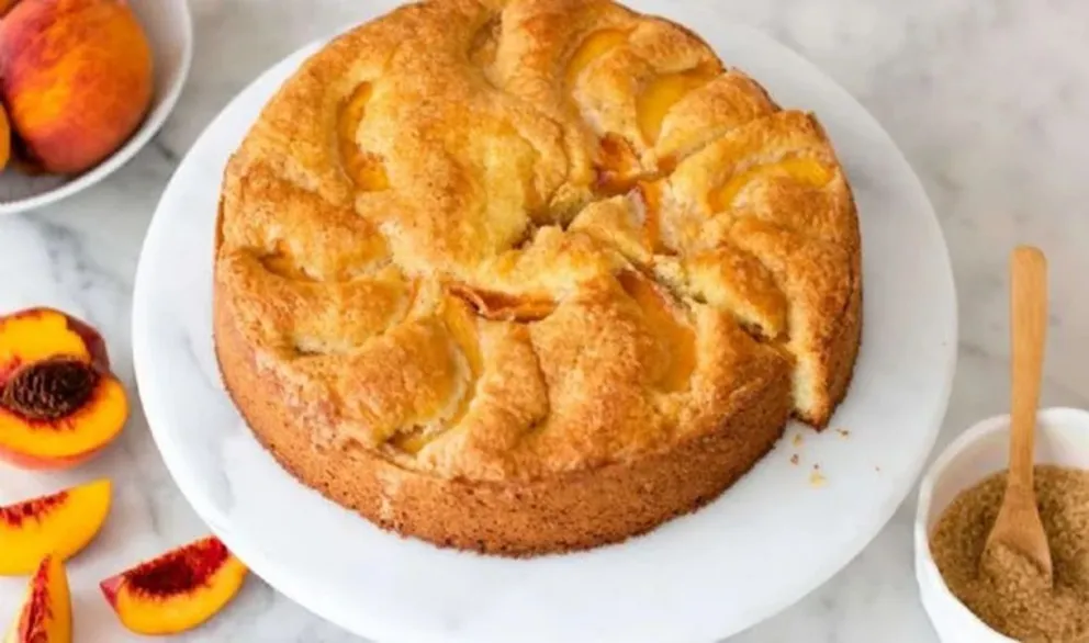 La insuperable receta para este verano: la refrescante y deliciosa torta matera de duraznos