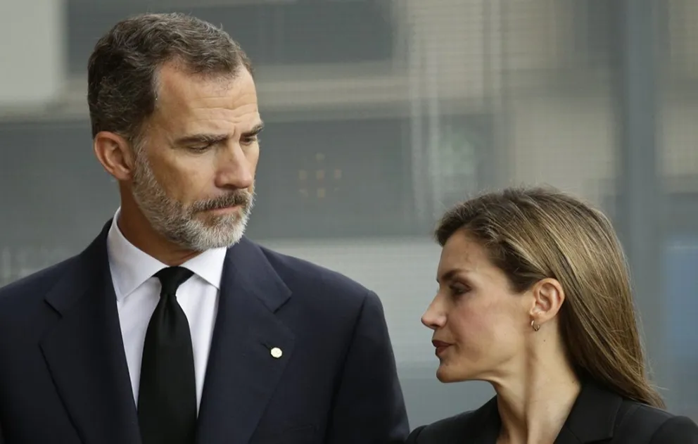 Estas son las insólitas condiciones que impone Felipe VI a Letizia para el divorcio: no se lo pondrá nada fácil