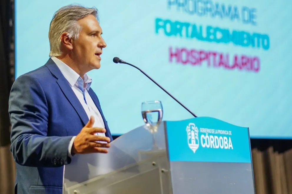 El gobernador de Córdoba pondría en circulación una cuasimoneda si Javier Milei no impulsa la producción local