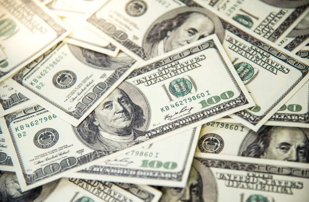Dólar hoy: cómo abrió el blue y los diferentes tipos de cambio este martes 23 de enero
