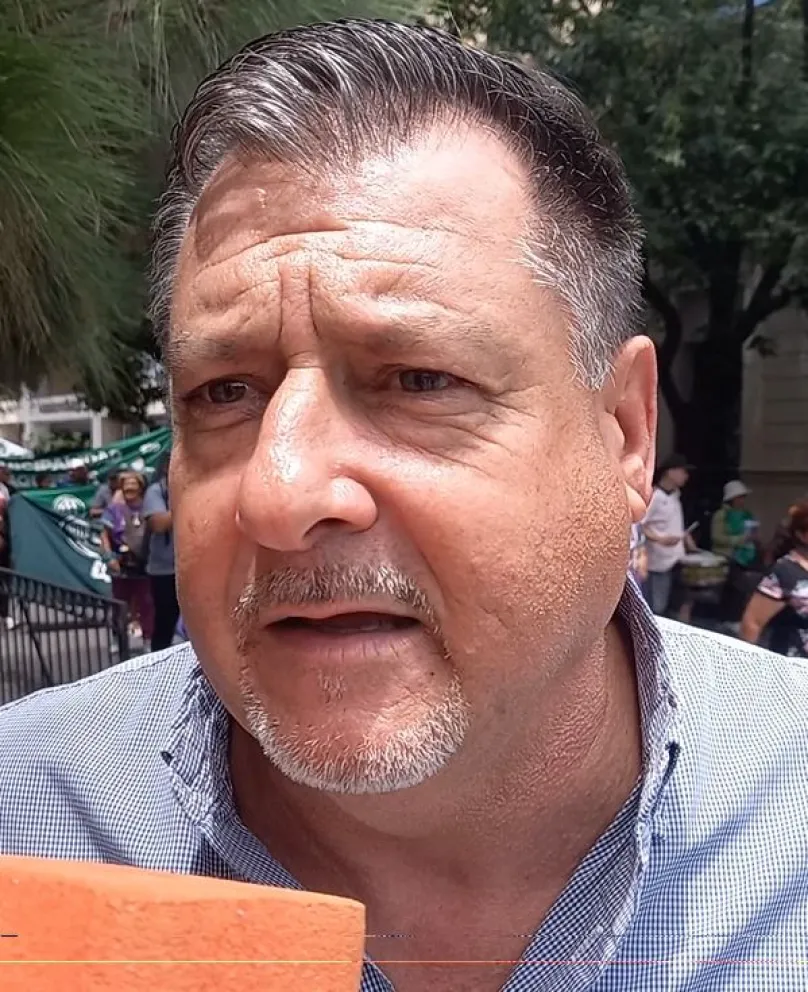 |Paro del 24E en Salta| Luis "Gringo" Mendaña: "Son unos insensibles, están en contra de las instituciones"