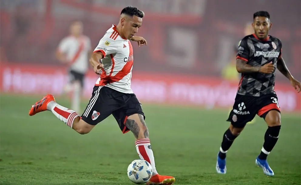 River Plate venció 2 a 0 a Barracas Central y consiguió su primera victoria en la Copa de la Liga