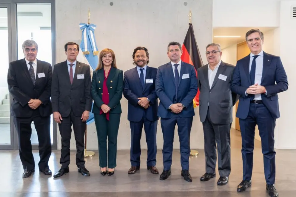 Gustavo Sáenz impulsa ante inversores la producción minera de Salta en una conferencia en Berlín