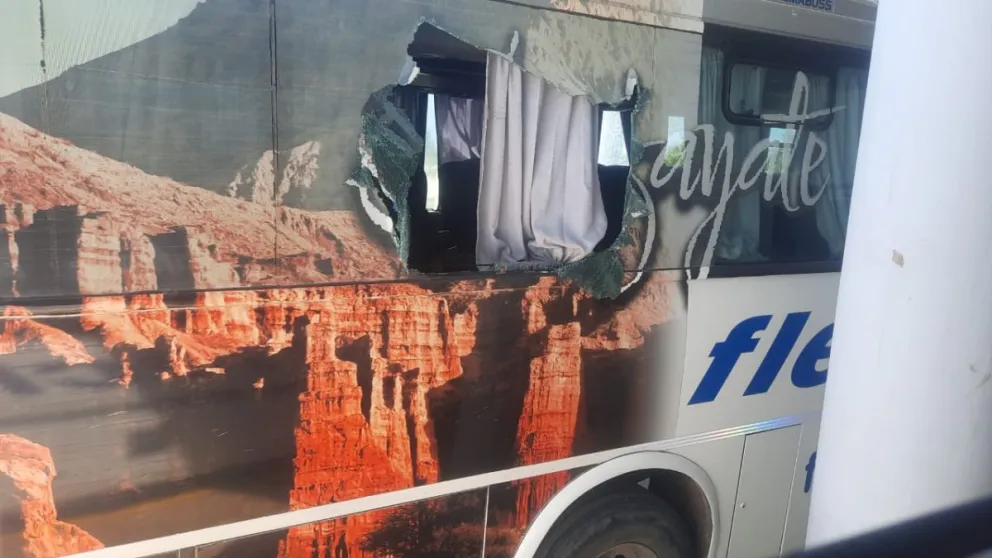 Explosión en la terminal de Cafayate: un pasajero apuntó sobre la falta de control y mantenimiento en los micros