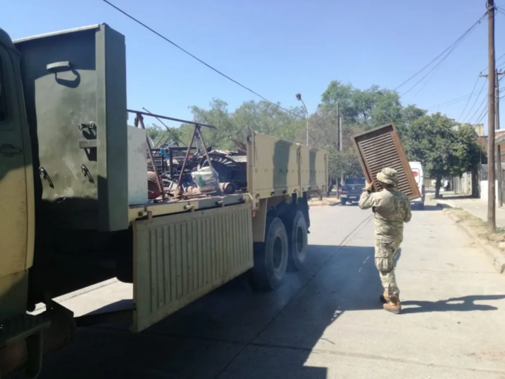 Comenzó el descacharrado contra el dengue en Salta: cómo sigue el cronograma en los distintos barrios