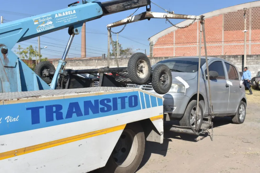 Las cuatro grúas de tránsito volverán a circular por las calles de Salta: conocé a partir de cuándo