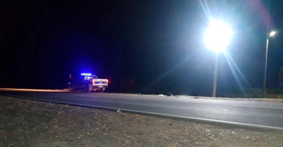 Encontraron el cuerpo de un hombre sin vida en la Ruta 50: lo habrían atropellado y abandonado