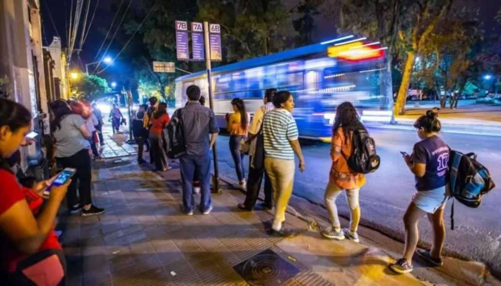 El Gobierno Nacional eliminó el subsidio del boleto de colectivo en las provincias