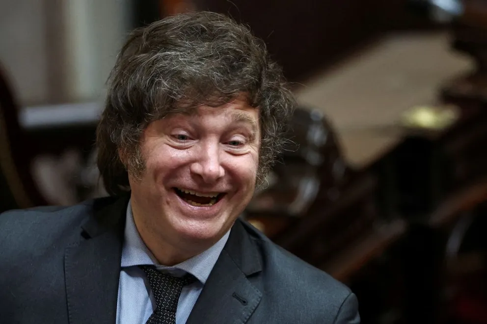 Sigue el ajuste de Javier Milei: buscan eliminar los subsidios a las obras sociales de los sindicatos