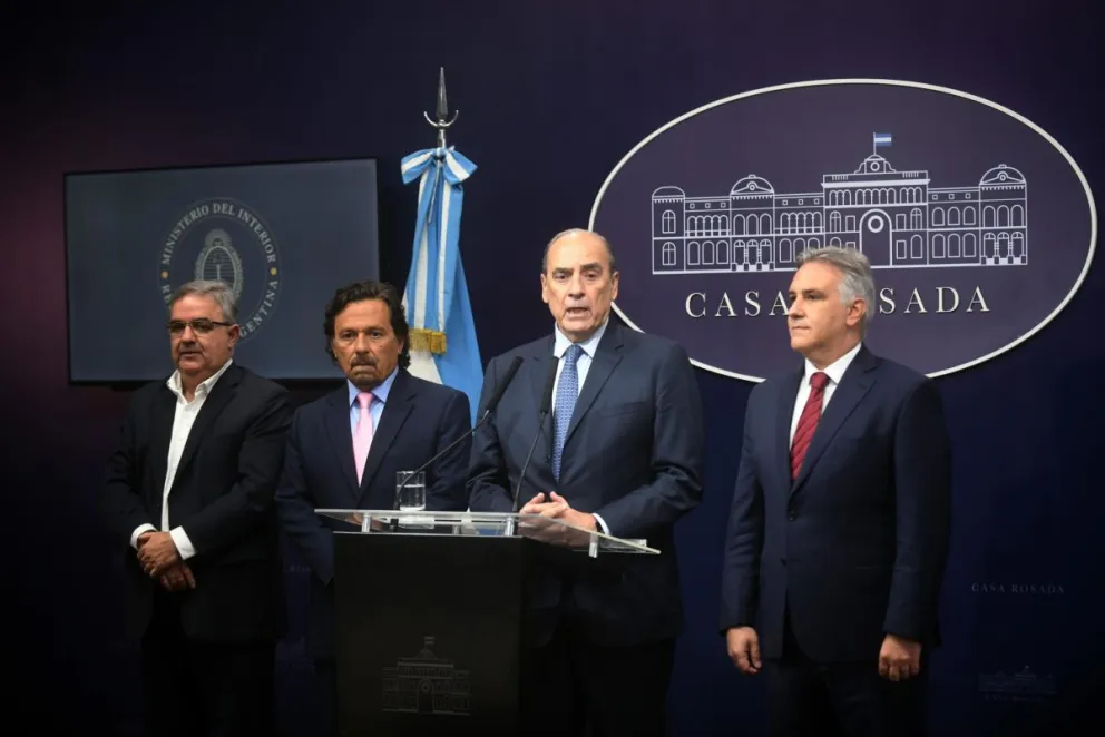 Guillermo Francos puso paños fríos a la arremetida de Javier Milei contra los gobernadores