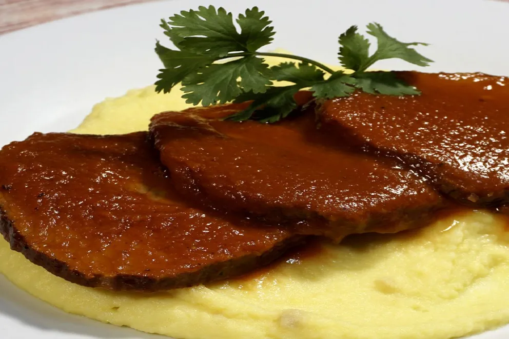 Te decimos cómo hacer un delicioso y jugoso asado a la olla con pocos ingredientes: video