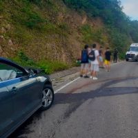 Choque frontal en el Cerro de la Virgen: el conductor que causó la muerte estaba alcoholizado y terminó detenido