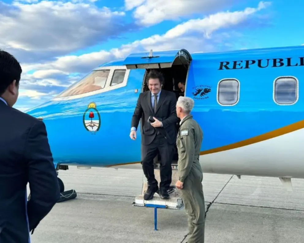 El gobierno de Javier Milei anunciaría la venta de la flota presidencial 