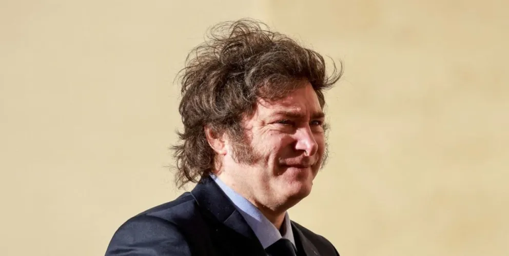 Javier Milei regresó al país y retomará la gestión tras su primera gira internacional