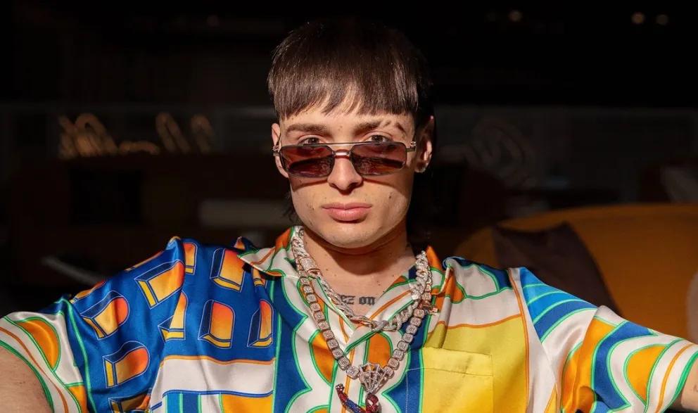 La feroz amenaza de los rosarinos hacia Peso Pluma por su infidelidad a Nicki Nicole: no lo van a perdonar