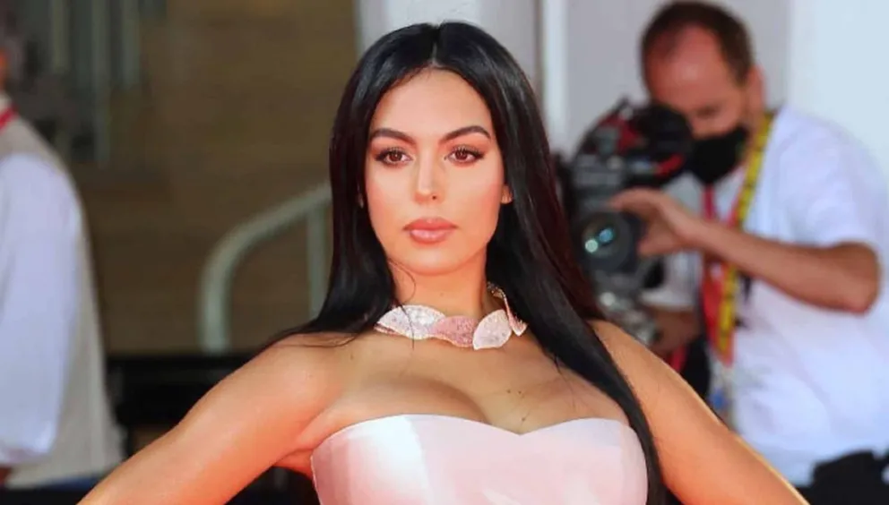 Este fue el vestido de Georgina Rodríguez que deslumbró en los Goya 2024