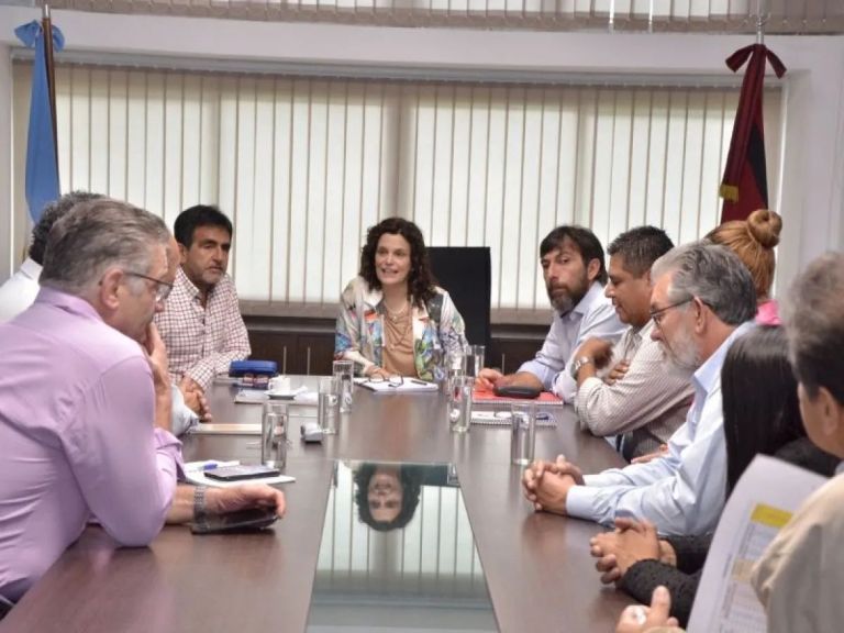 Finalmente, las negociaciones paritarias docentes en Salta serán este ...